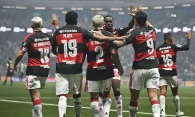 Flamengo goleia Atlético-MG na Arena MRV e consolida sequência vitoriosa no Brasileirão