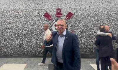 Conselho do Corinthians aprova contas de 2025 com R$ 143 milhões em déficit e dívida bruta de R$ 2,7 bilhões