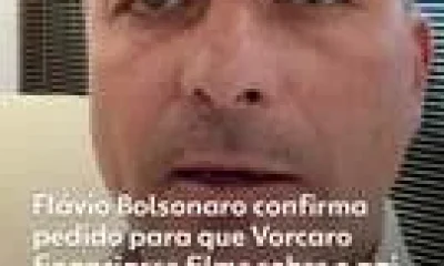 Flávio Bolsonaro confirma pedido de verba a banqueiro preso, mas nega irregularidades em financiamento de filme sobre o pai