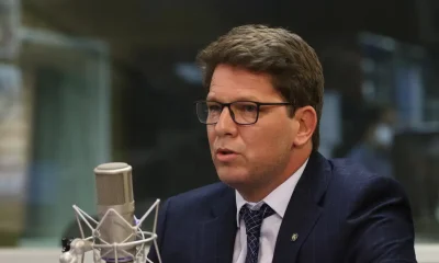 STF investiga destinação de verbas públicas para filme sobre Bolsonaro e produtora ligada a Mário Frias