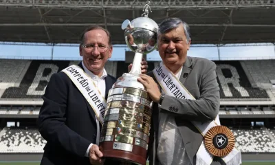 John Textor posta foto com Durcesio Mello no Botafogo e promete: ‘História ainda não acabou. Juntos seremos campeões novamente’